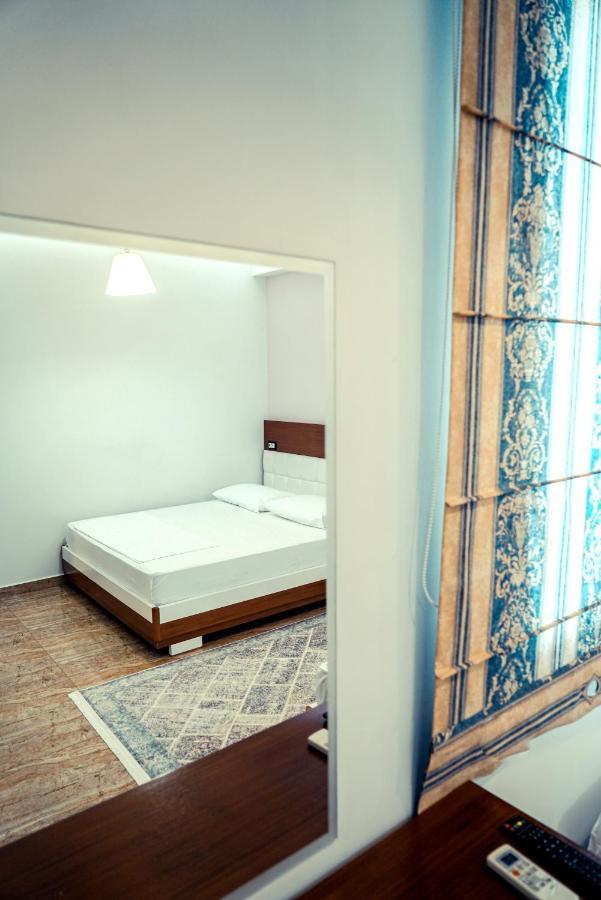 Hotel Magic Гірокастра Екстер'єр фото